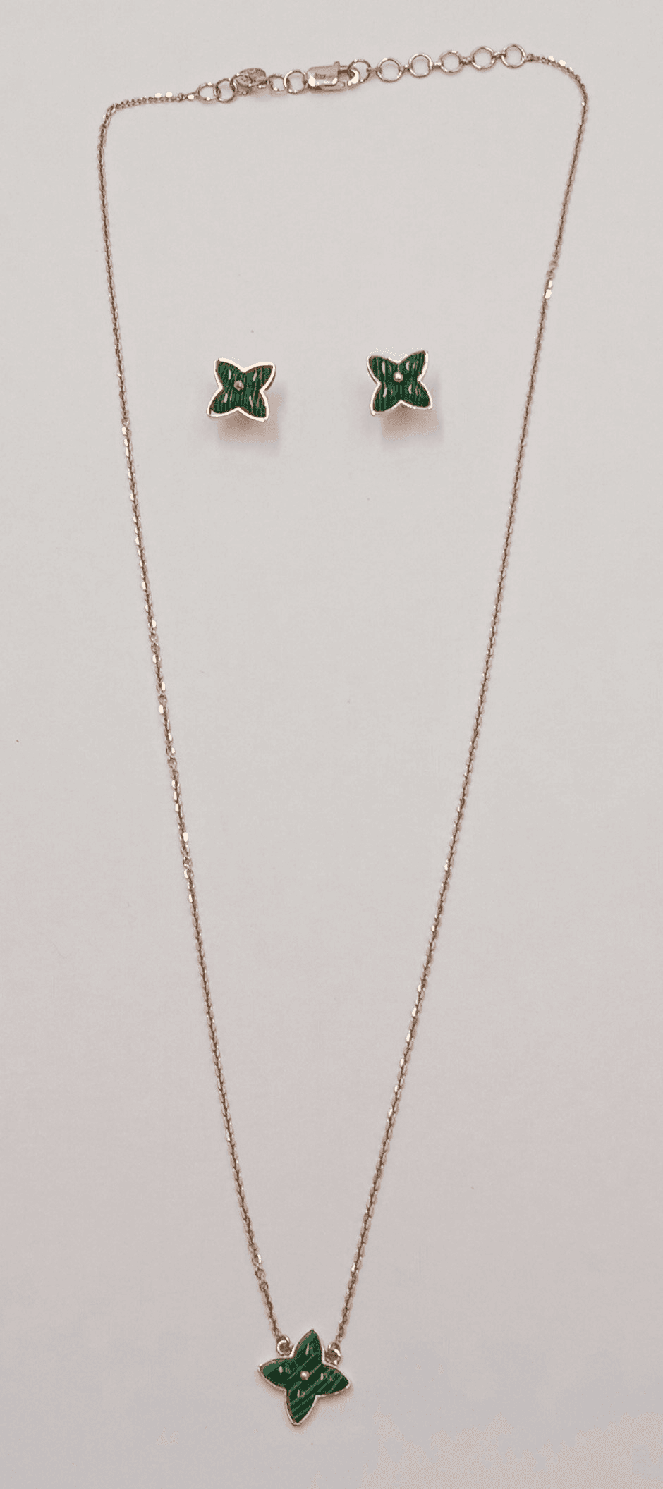 Pendant Set